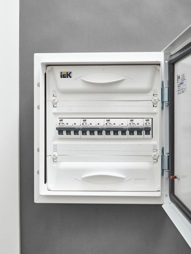 Выключатель автоматический модульный 3п C 40А M06N ARMAT IEK AR-M06N-3-C040 фото 3