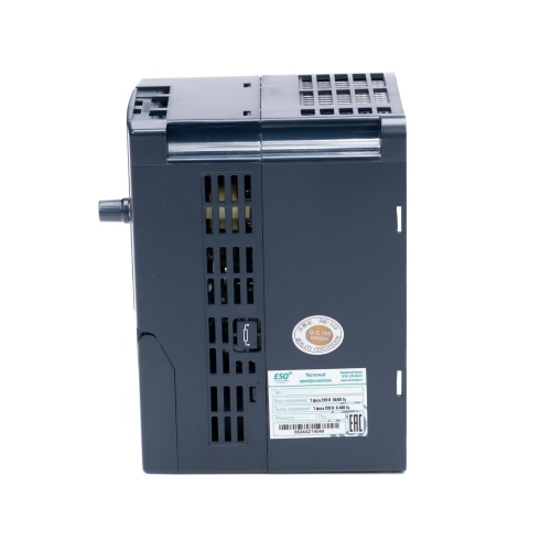 Частотный преобразователь ESQ-A200-2S0007 0.75кВт 200-260В (для однофазного двигателя) фото 10